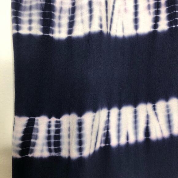 Universal Threads Blue and White Tie Dye Lafayette Tank Size XS NWT - Picture 4 of 8